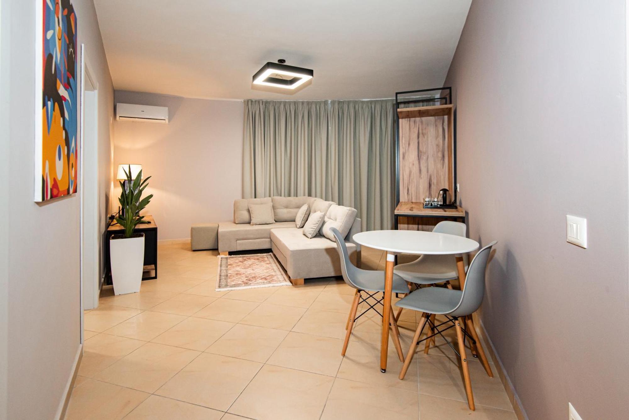 Aparthotel Eda Durres Exterior photo